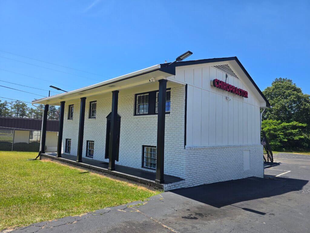 Metro Atlanta Injury and Wellness Center College Park GA office on Old National Highway